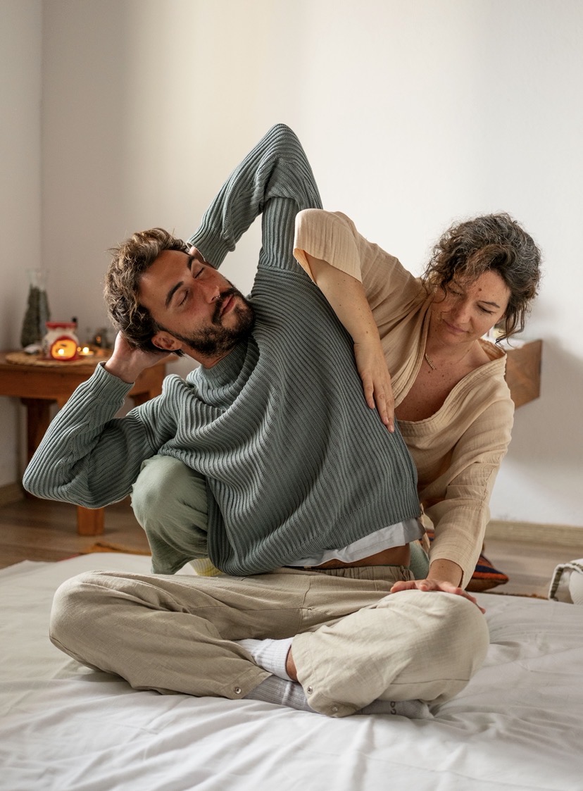 Partner Stretching & Thai Massage